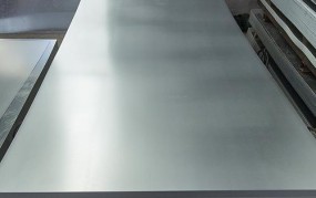 不锈钢板多少钱一平方米，镀锌板多少钱一平方米